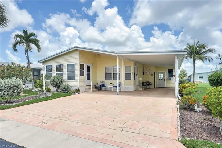 148 Seven Seas Way, Naples, Florida 34104