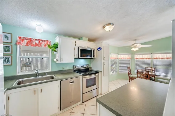 148 Seven Seas Way, Naples, Florida 34104