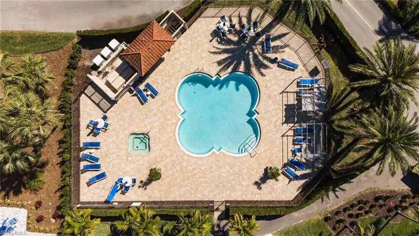 Royal Wood Pool