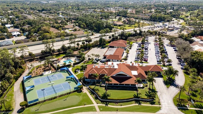 Royal Wood Clubhouse