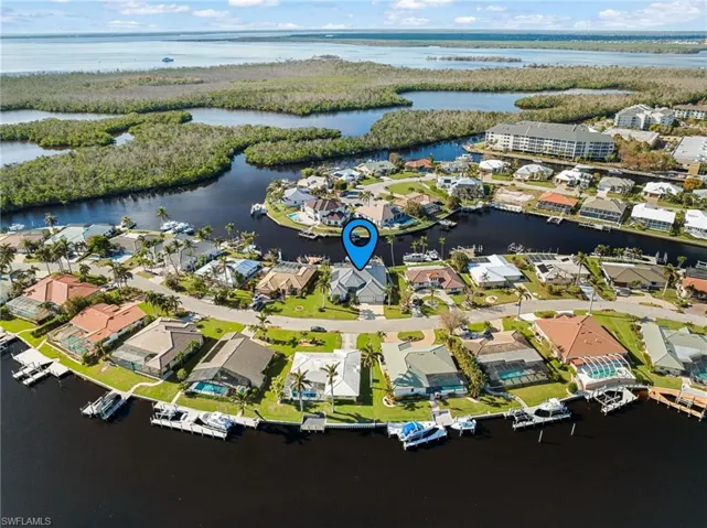 Exceptional location.  Just minutes to the Gulf of Mexico!
