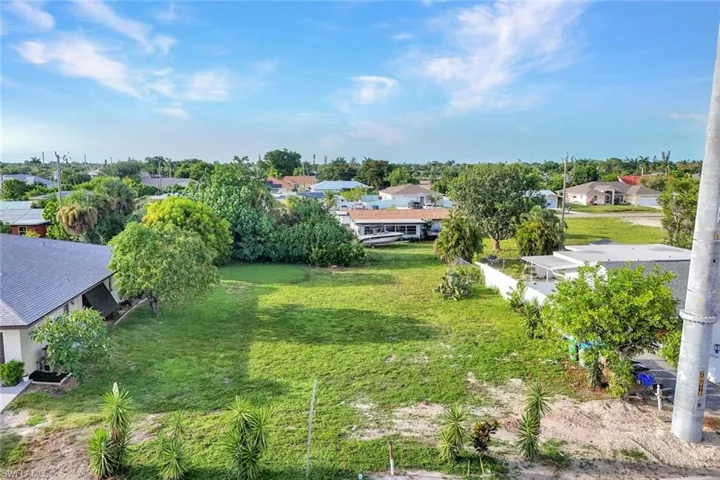 227-225 Cape Coral Pkwy E, Cape Coral, Florida 33904