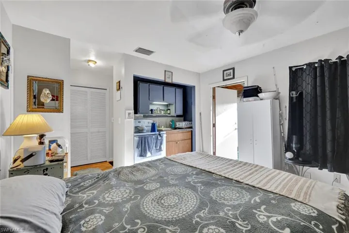 227-225 Cape Coral Pkwy E, Cape Coral, Florida 33904