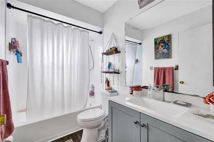 227-225 Cape Coral Pkwy E, Cape Coral, Florida 33904