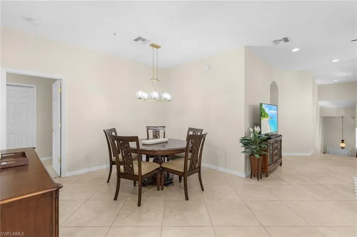 9651 Spanish Moss Way 4121, Bonita Springs, Florida 34135