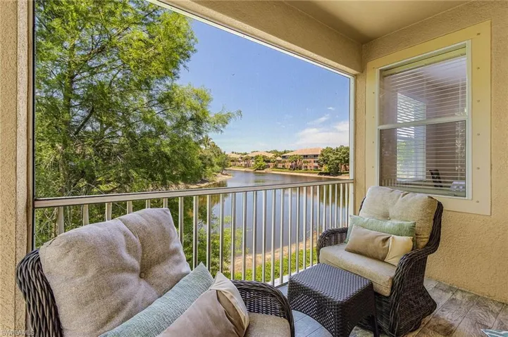 9651 Spanish Moss Way 4121, Bonita Springs, Florida 34135