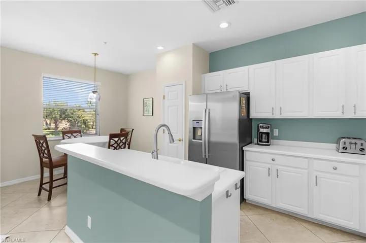 9651 Spanish Moss Way 4121, Bonita Springs, Florida 34135