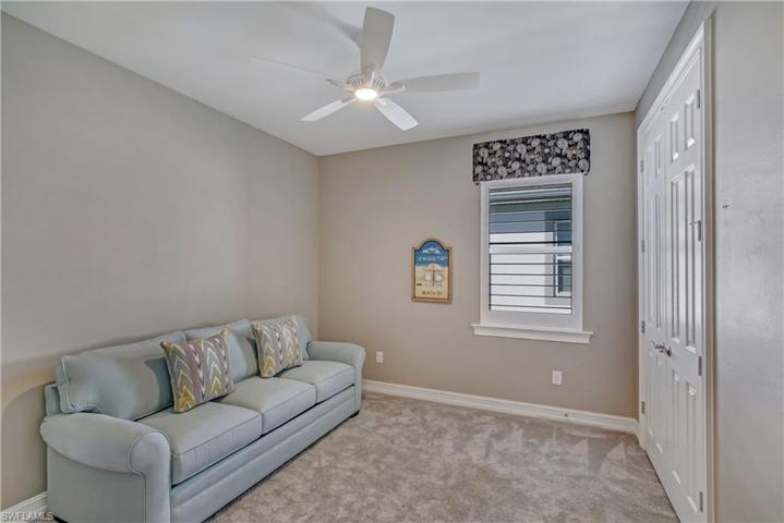 den/guest room 3