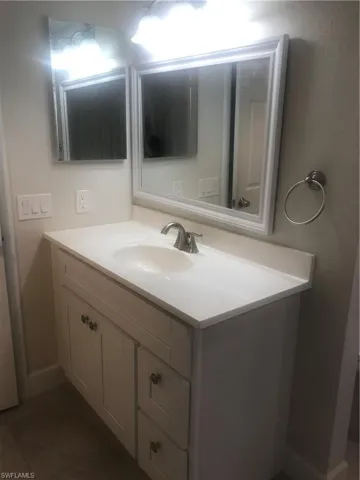 1210 Shady Rest Ln 12, Naples, Florida 34103