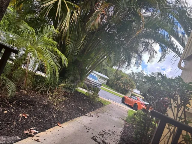 1210 Shady Rest Ln 12, Naples, Florida 34103