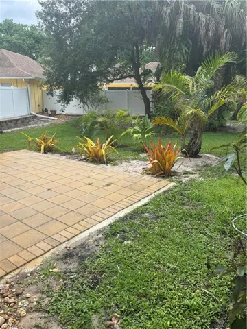 1210 Shady Rest Ln 12, Naples, Florida 34103