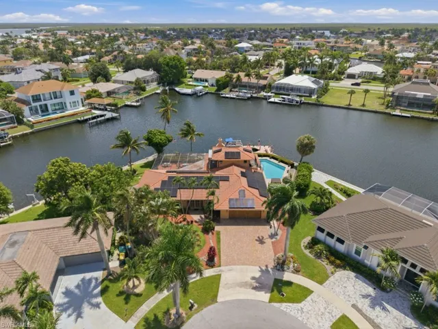 197 Gulfport Ct, Marco Island, Florida 34145