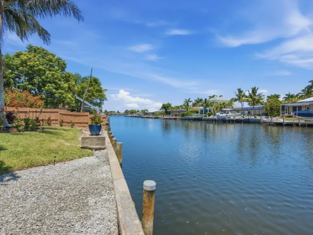 197 Gulfport Ct, Marco Island, Florida 34145