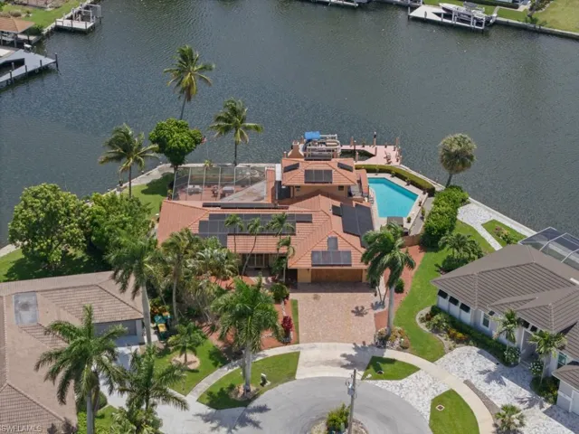 197 Gulfport Ct, Marco Island, Florida 34145