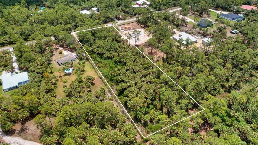 000 1st ST NW, NAPLES FL 34120
