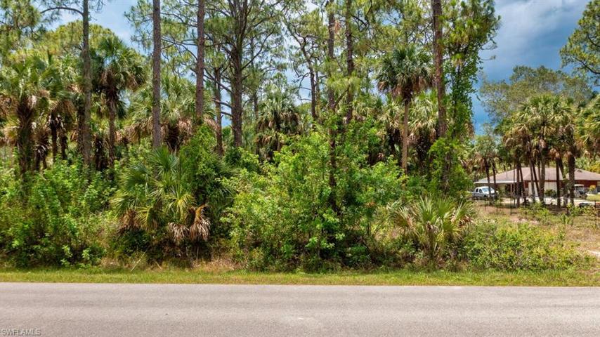 000 1st ST NW, NAPLES FL 34120