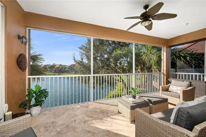 6686  Alden Woods  CIR, Naples, FL 34113