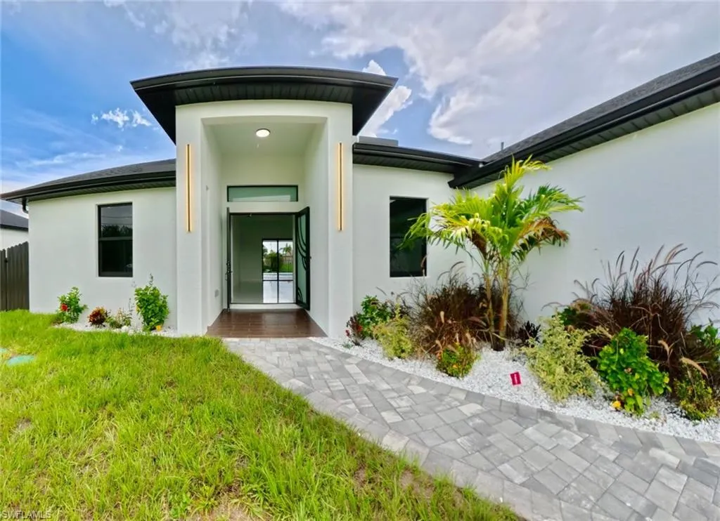 2126 26th ST, Cape Coral, FL 33909,225063748