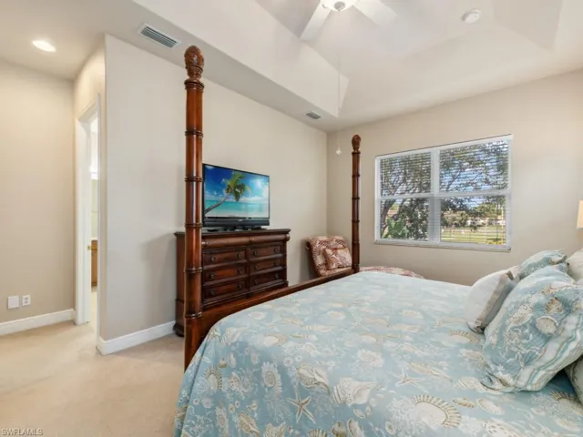 5705  Mango  CIR, Naples, FL 34110