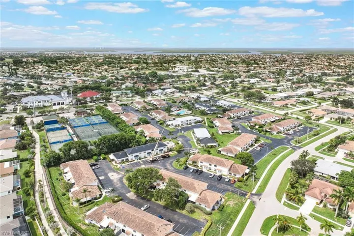 Birds eye view of property