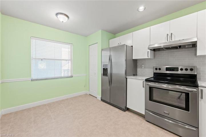 Kitchen Eat-In Area With Natural Light Window