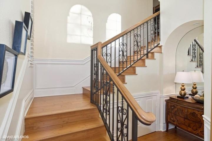 Foyer Entry
