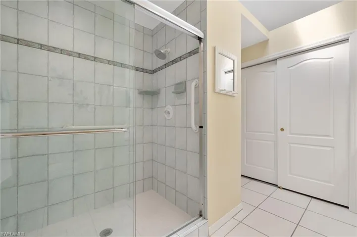 325  Carinosa  CT, Naples, FL 34110