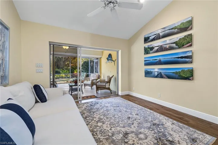 325  Carinosa  CT, Naples, FL 34110