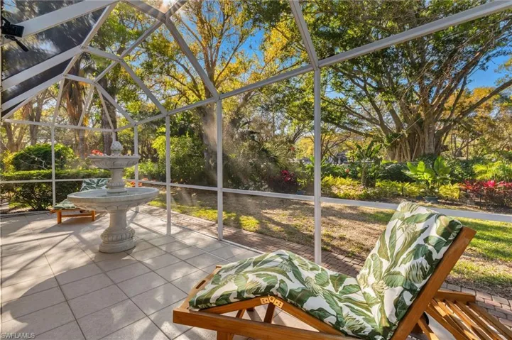 325  Carinosa  CT, Naples, FL 34110
