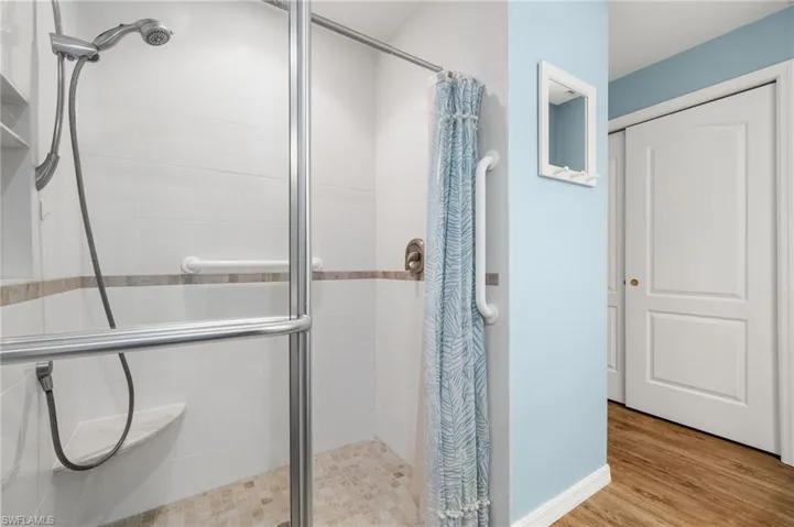 325  Carinosa  CT, Naples, FL 34110
