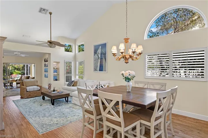 325  Carinosa  CT, Naples, FL 34110