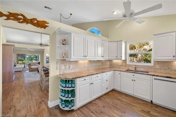 325  Carinosa  CT, Naples, FL 34110