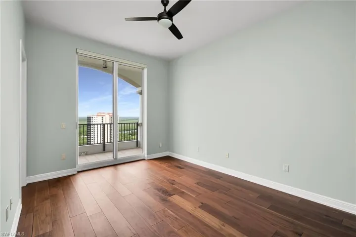 1050 Borghese Ln # 2105, Naples Fl 34114