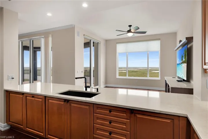1050 Borghese Ln # 2105, Naples Fl 34114
