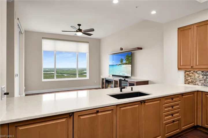 1050 Borghese Ln # 2105, Naples Fl 34114