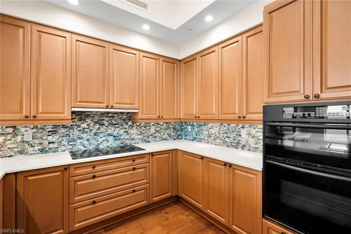 1050 Borghese Ln # 2105, Naples Fl 34114