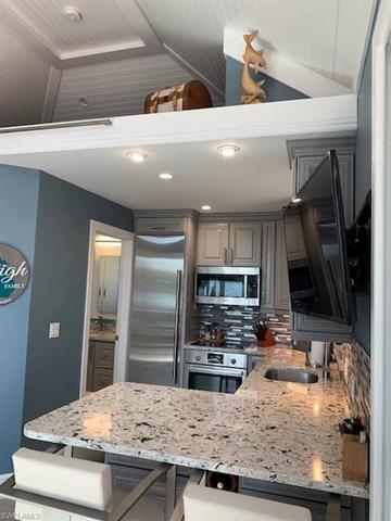 4809 Southern Breeze DR, NAPLES FL 34114