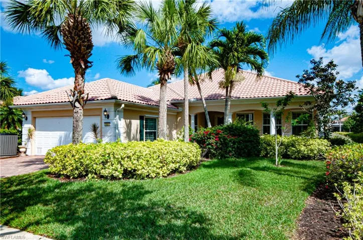 8801  Zurigo  LN, Naples, FL 34114