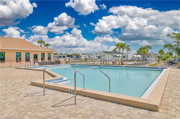 19681 Summerlin 677 Rd, Fort Myers, Florida 33908