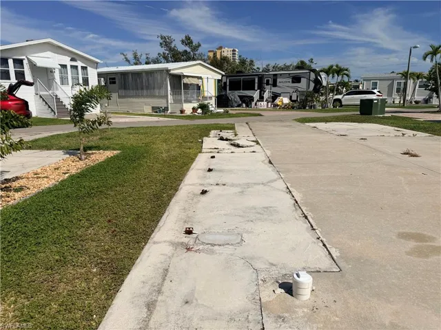 19681 Summerlin 677 Rd, Fort Myers, Florida 33908