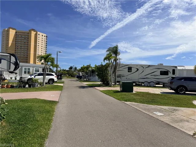19681 Summerlin 677 Rd, Fort Myers, Florida 33908