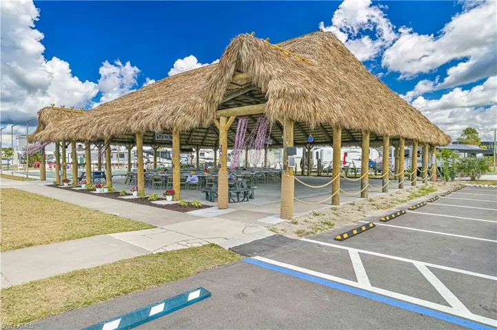 19681 Summerlin 677 Rd, Fort Myers, Florida 33908