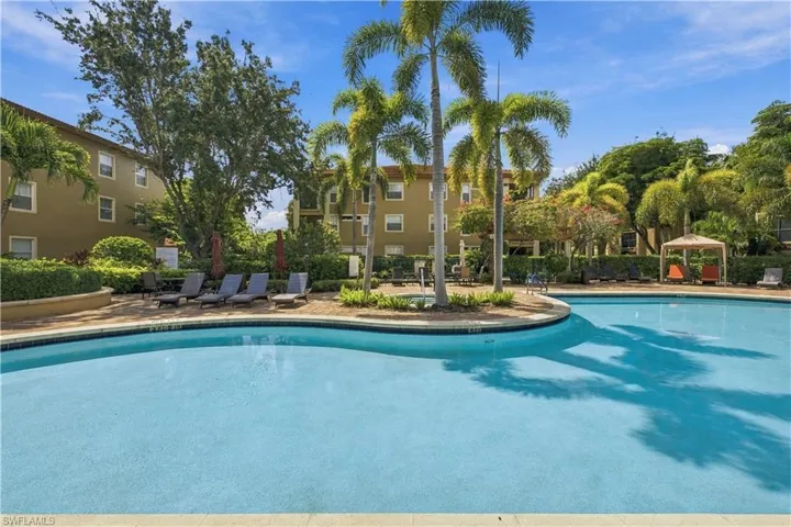 8930 Colonnades Ct E 635, Bonita Springs, Florida 34135