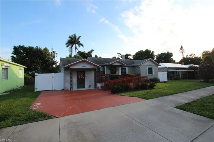 1562  Ransom  ST, Fort Myers, FL 33901