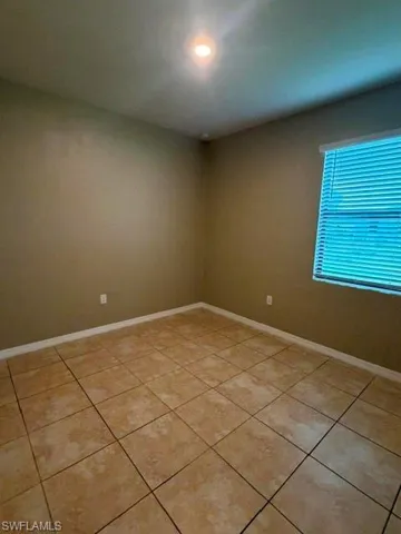 1841 Nw 20th Ave, Cape Coral, Florida 33993