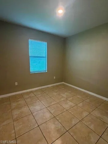 1841 Nw 20th Ave, Cape Coral, Florida 33993