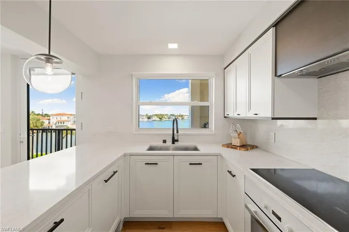 3500 Gulf Shore Blvd N 406, Naples, Florida 34103