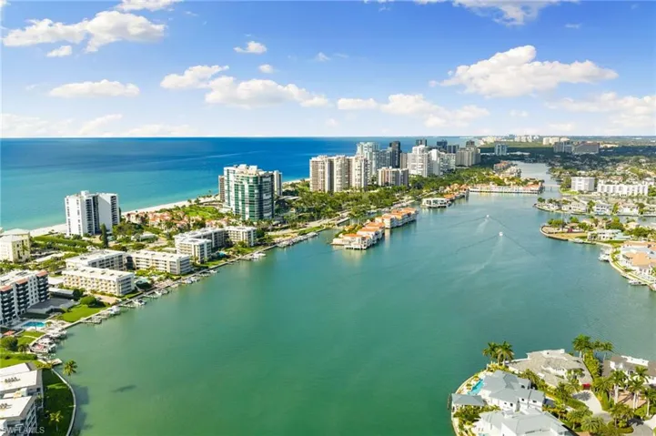 3500 Gulf Shore Blvd N 406, Naples, Florida 34103