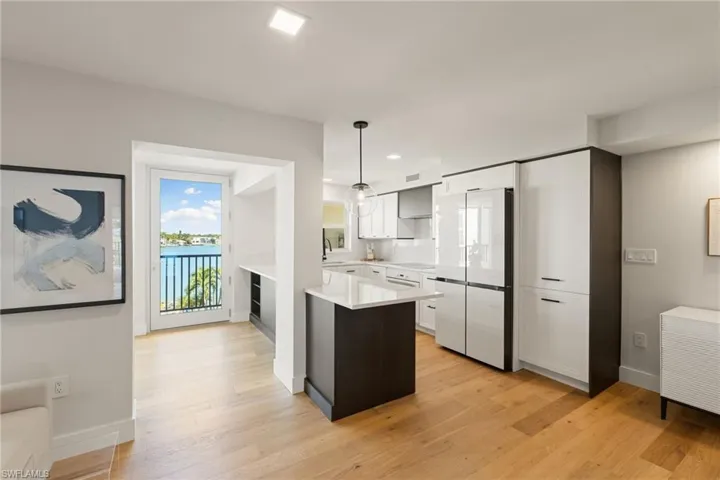 3500 Gulf Shore Blvd N 406, Naples, Florida 34103