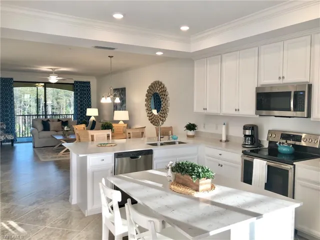 9596  Trevi  CT, Naples, FL 34113